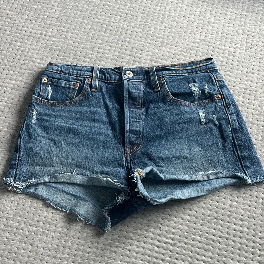 Levi’s 501 Jean shorts size 29